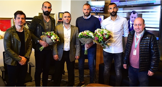 Başakşehirli Futbolcuların Attıkları Meydan Dayağını&nbsp;Tartıştık