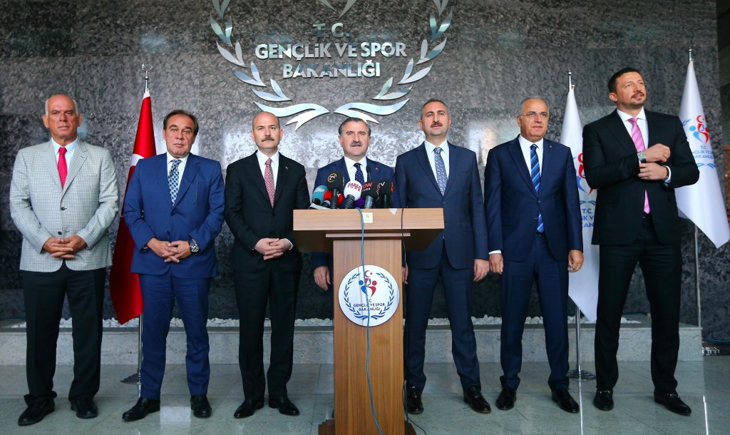 Süper Kupa’da Devlet İflas&nbsp;Etti