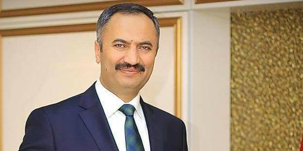 Yılmaz Akçil İstifa!