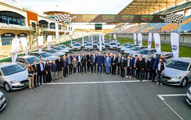 Bayram Değil, Seyran Değil (Intercity Spor Federasyonlarını Niye&nbsp;Gördü?)